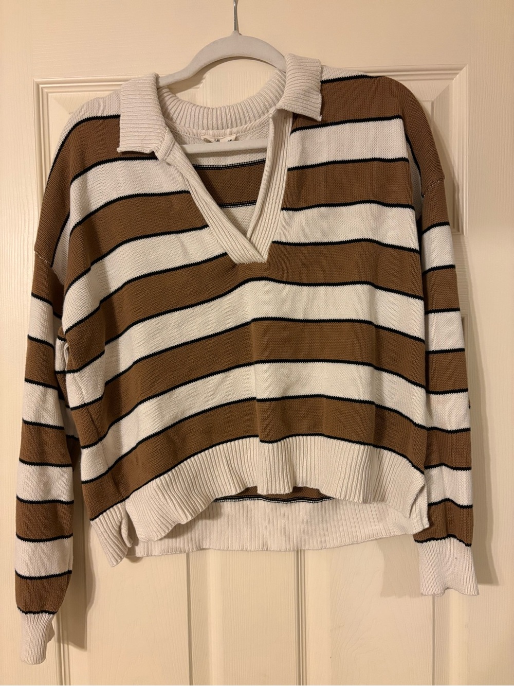 Striped V-Neck Collared Sweater in Brown and White